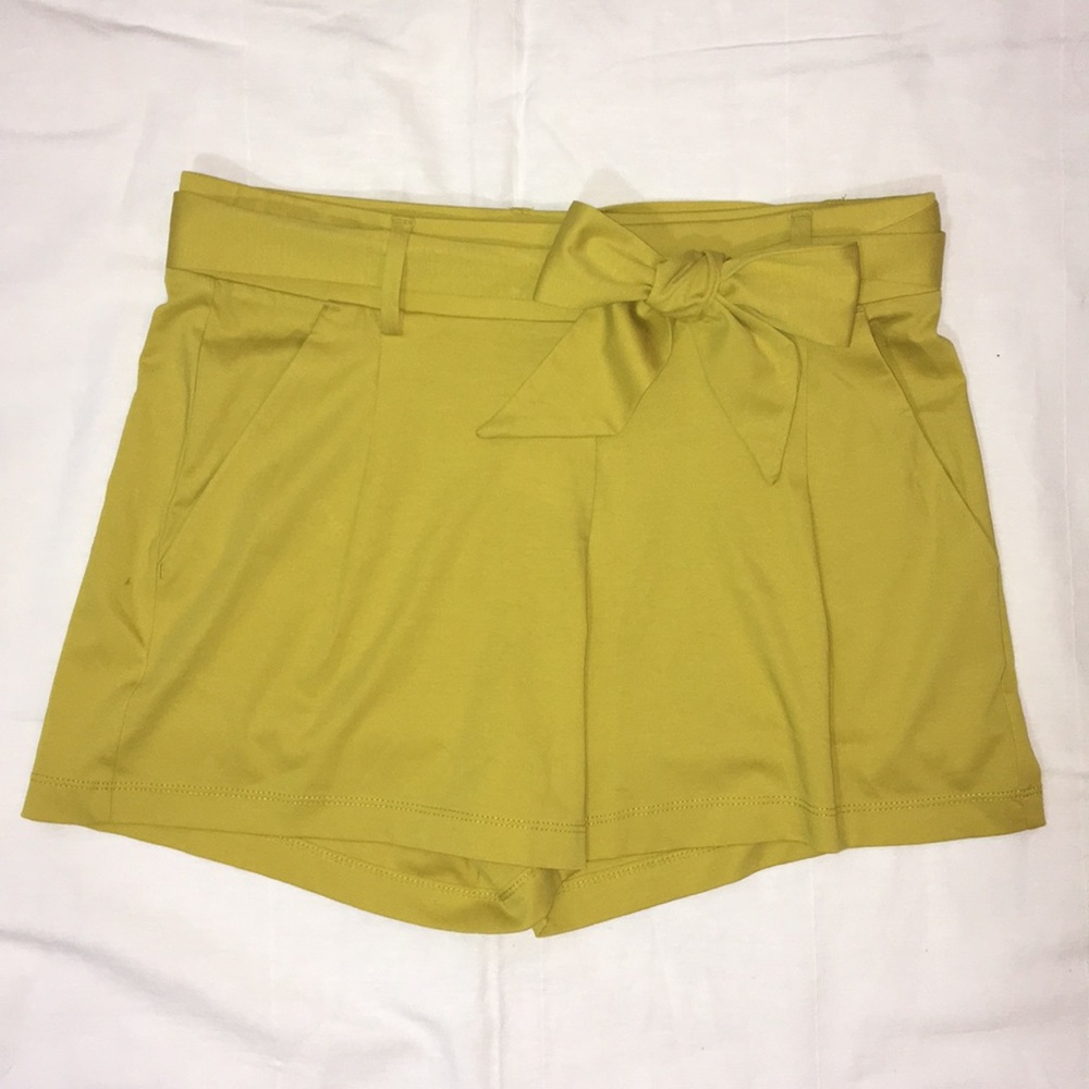 LOFT Tie waist shorts